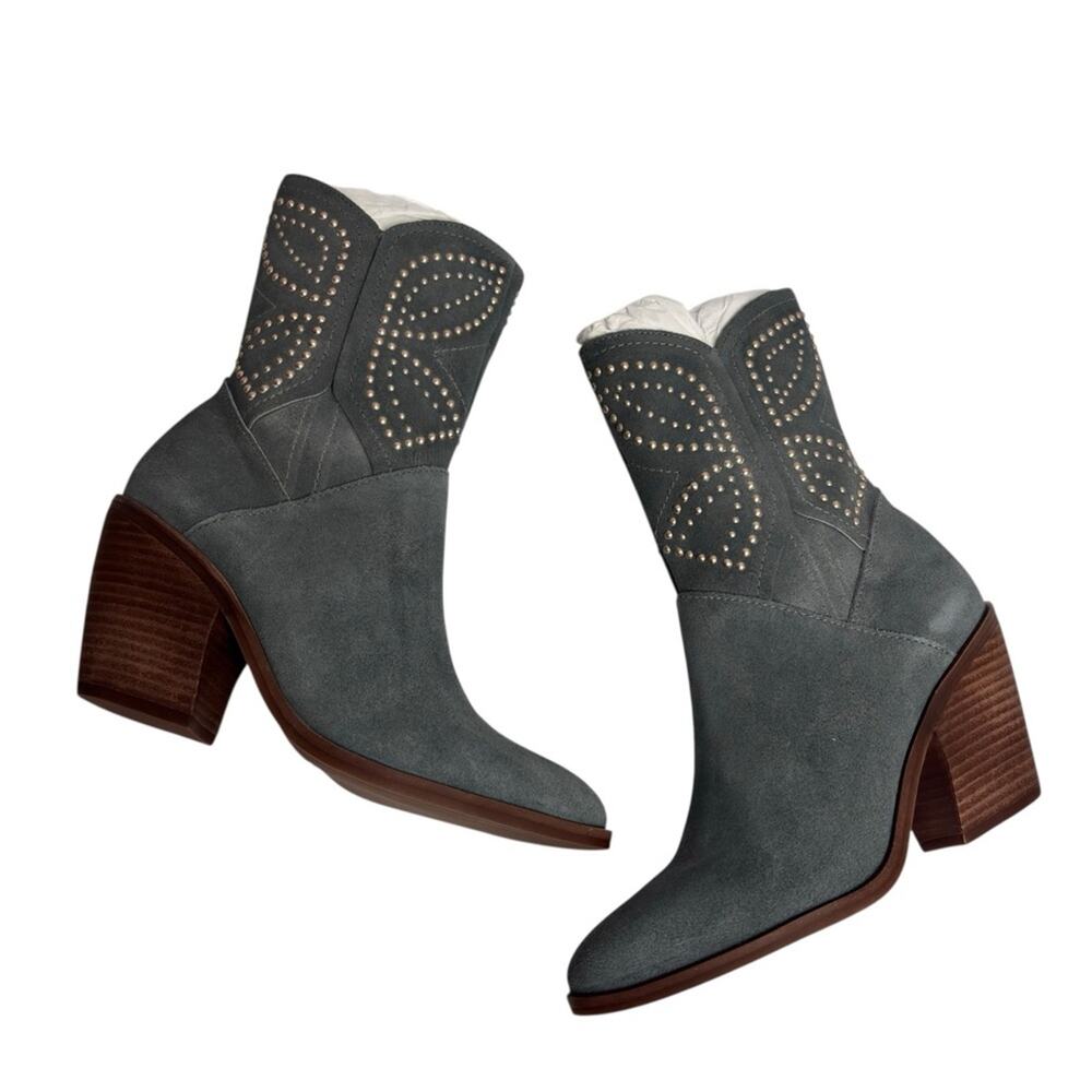 LUCKY BRAND LK-LAKELON CASTLEROCK SIZE 6M WOMEN BOOTS BRAND NEW WITH BOX